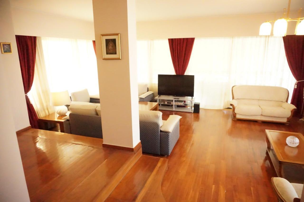 Luxury Athenian Riviera Apartment 135 Sqm At Voula Exterior photo