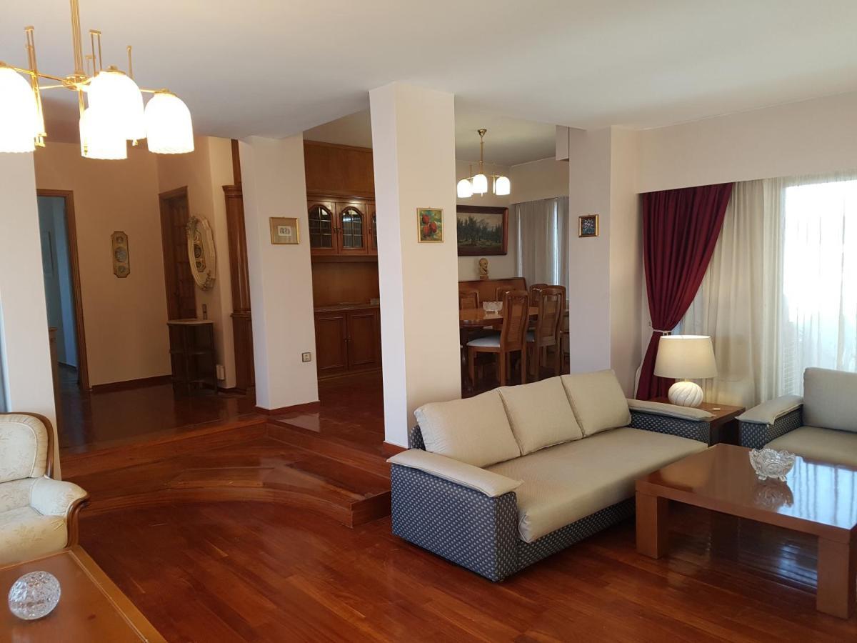 Luxury Athenian Riviera Apartment 135 Sqm At Voula Exterior photo